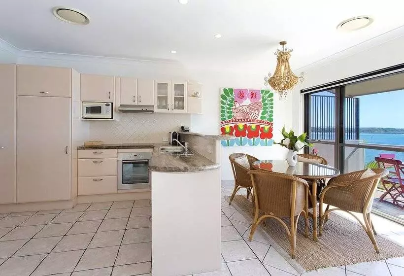 2ベッドルームのスーペリアアパートメント, Noosa Shores Resort