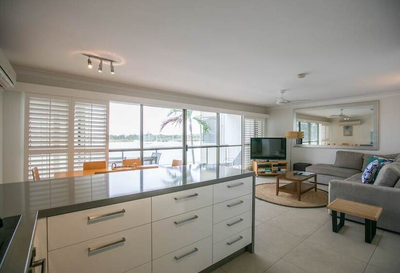 آپارتمان لوکس 2 خوابه, Noosa Shores Resort