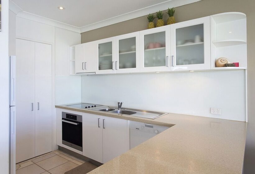 آپارتمان لوکس 2 خوابه, Noosa Shores Resort