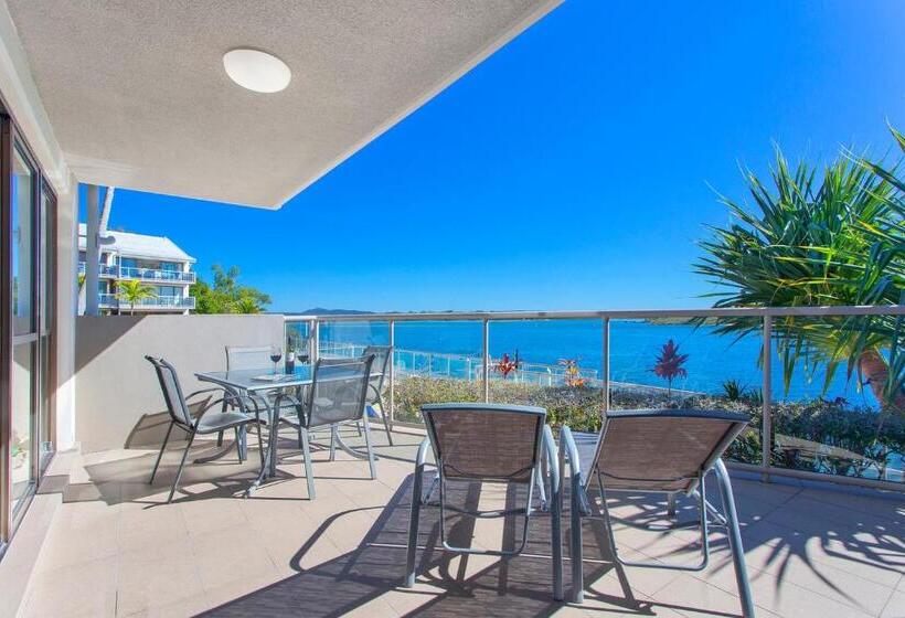 2 Bedrooms Apartment River View, Noosa Shores Resort