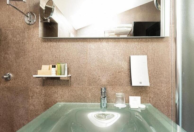 اتاق استاندارد با تخت بزرگ, Nova City Garni Hotel Signature Collection