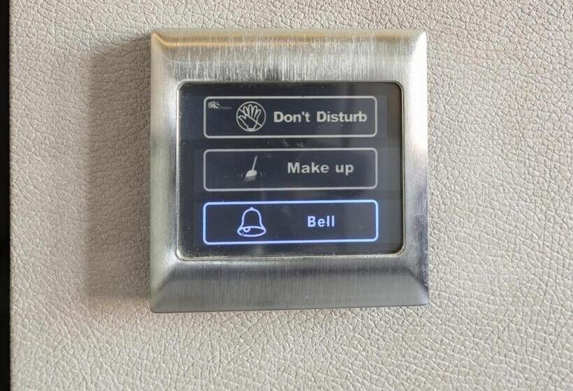 اتاق سوپریور با تخت بزرگ, Nova City Garni Hotel Signature Collection