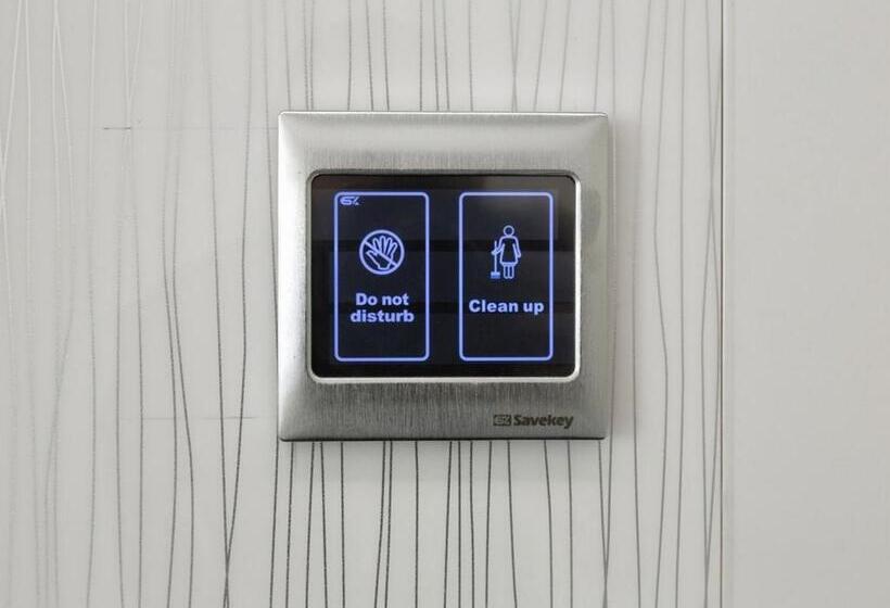 اتاق سوپریور با تخت بزرگ, Nova City Garni Hotel Signature Collection