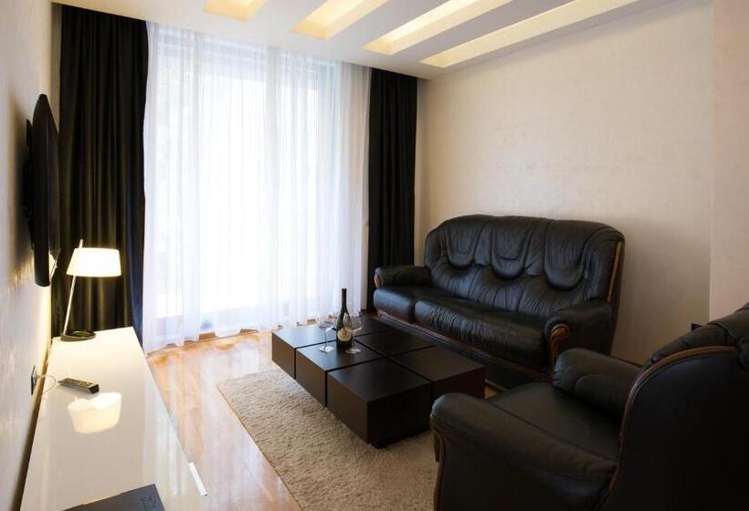 آپارتمان 2 خوابه, Nova City Garni Hotel Signature Collection