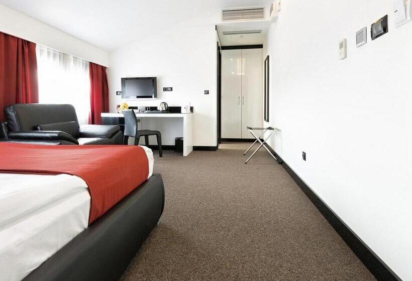 اتاق استاندارد با تخت بزرگ, Nova City Garni Hotel Signature Collection