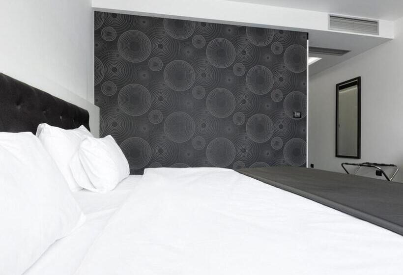 اتاق سوپریور با تخت بزرگ, Nova City Garni Hotel Signature Collection