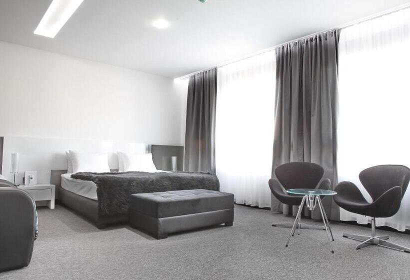 اتاق سوپریور خانوادگی, Nova City Garni Hotel Signature Collection