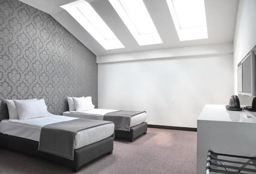 اتاق سوپریور خانوادگی, Nova City Garni Hotel Signature Collection