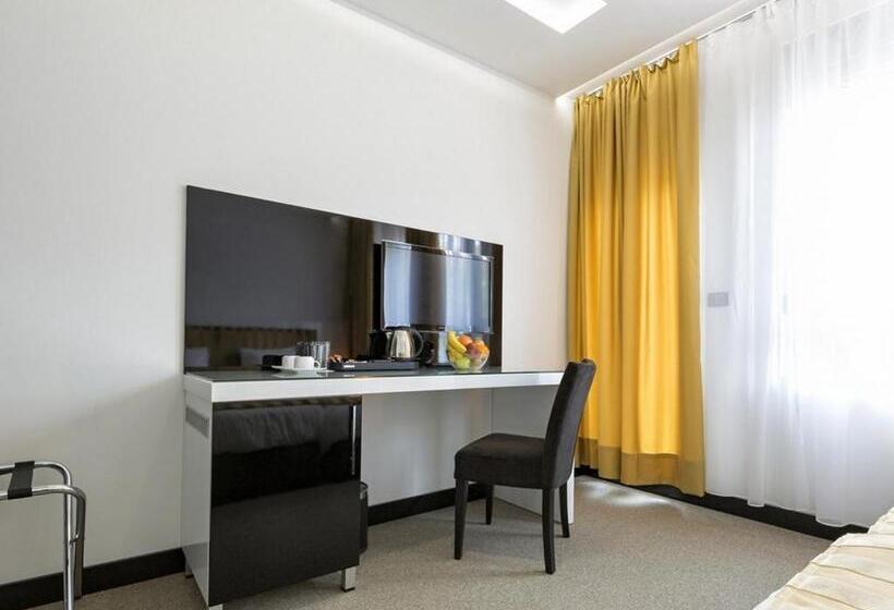 اتاق سوپریور با تخت بزرگ, Nova City Garni Hotel Signature Collection