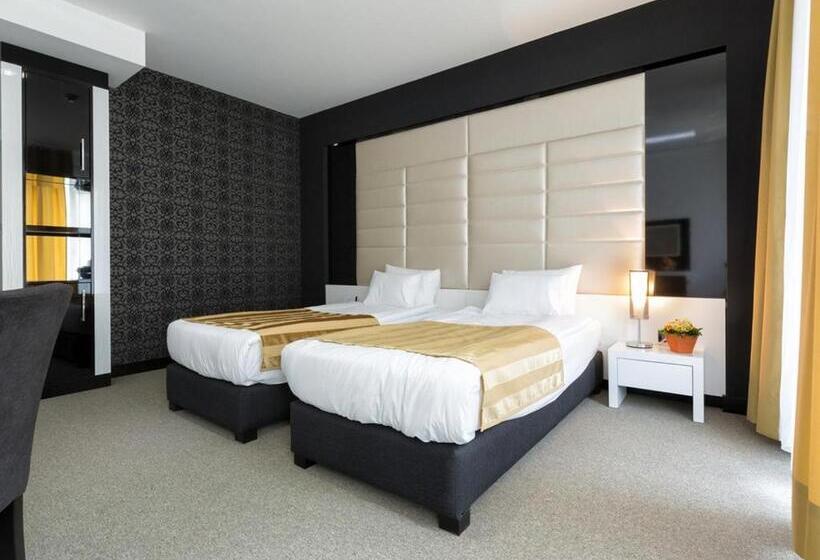 اتاق سوپریور با تخت بزرگ, Nova City Garni Hotel Signature Collection