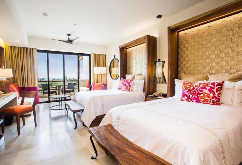 سوئیت جونیور کلوب با چشمانداز دریا, Secrets Akumal Riviera Maya   Adults Only