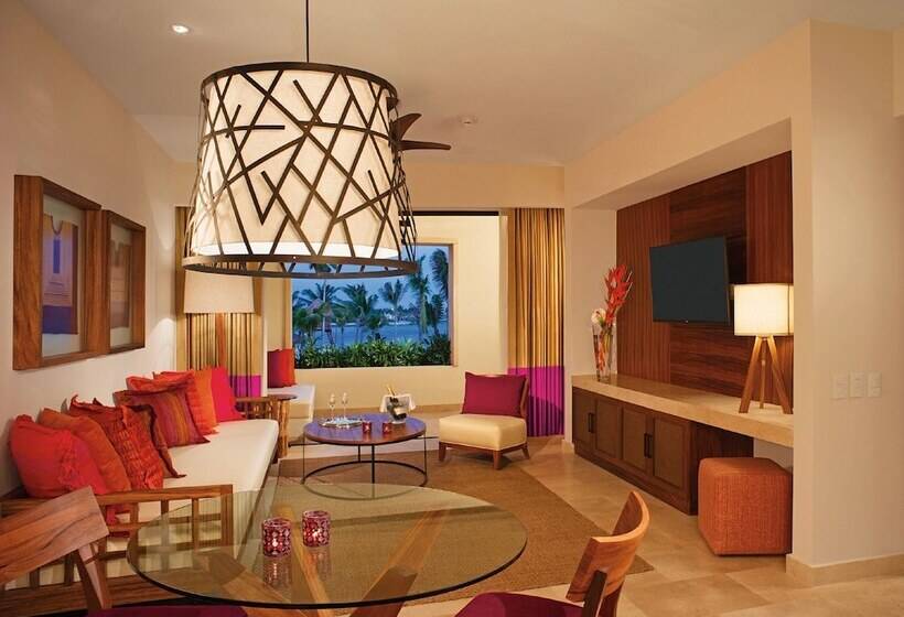 سوئیت مستر با چشمانداز دریا, Secrets Akumal Riviera Maya   Adults Only