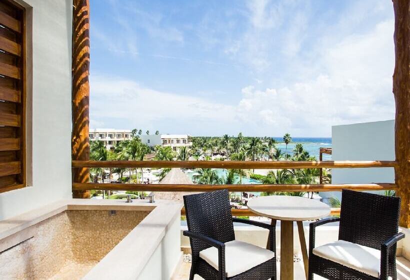 سوئیت جونیور کلوب با چشمانداز دریا, Secrets Akumal Riviera Maya   Adults Only