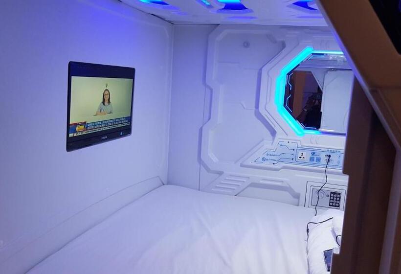 Capsule, Galaxy Pods @ Chinatown