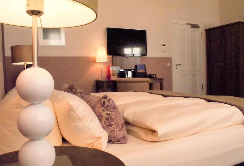 스탠다드 스튜디오, Aparthotel Am Schloss