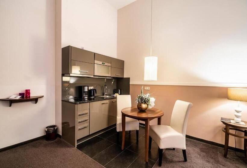 스탠다드 스튜디오, Aparthotel Am Schloss