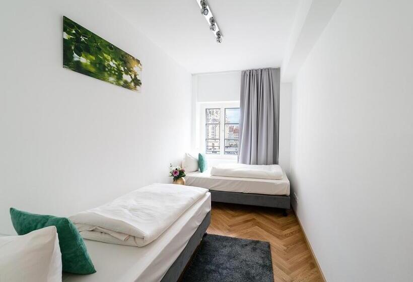 Апартаменты 2 Спальни, Aparthotel Am Schloss