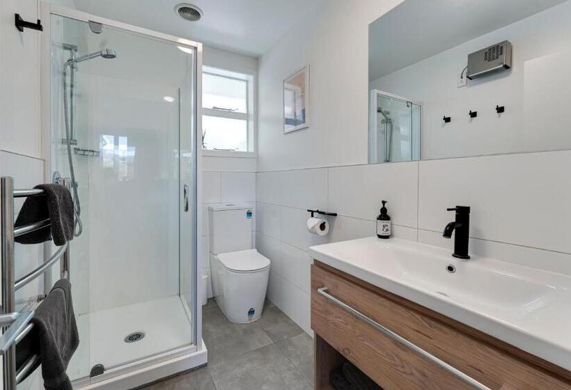 标准工作室, Archway Motels & Chalets