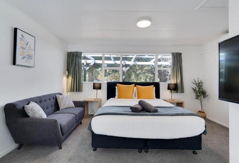 Студия Стандарт, Archway Motels & Chalets