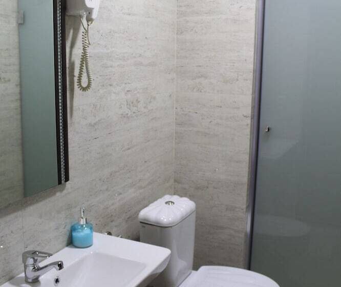 اتاق استاندارد, Adria