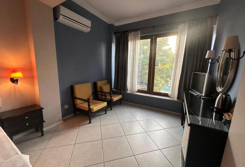 חדר סטנדרט לשלושה, Akkent Garden