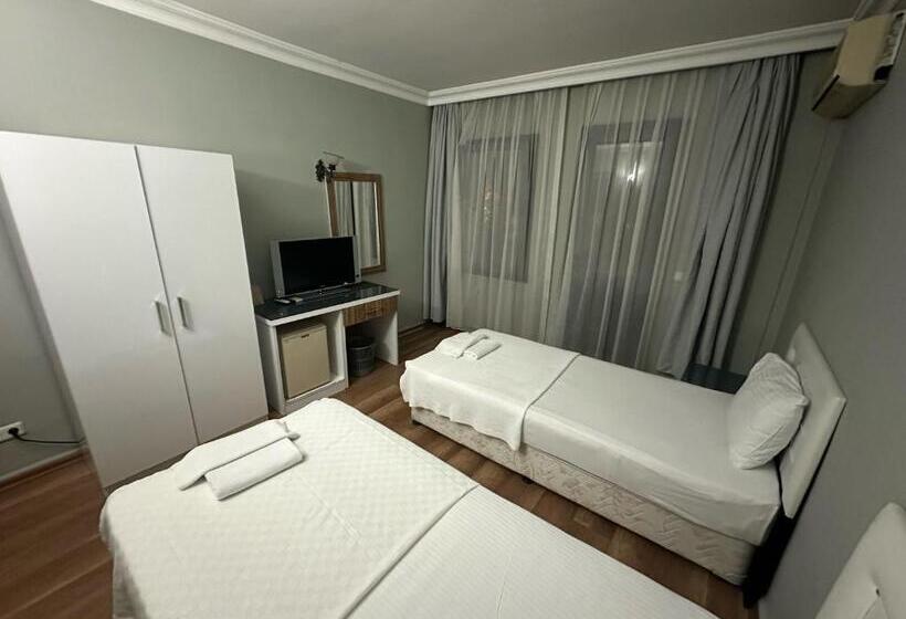 חדר משפחתי, Akkent Garden