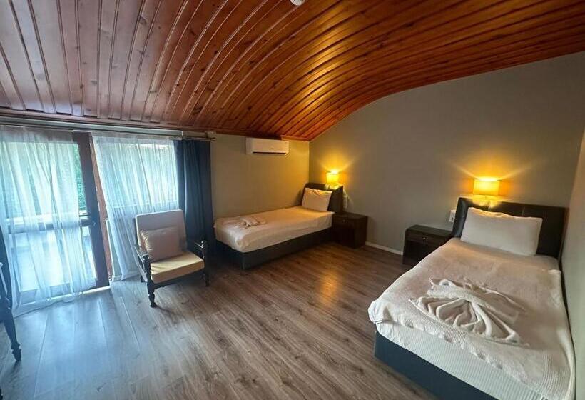 חדר סטנדרט עם מרפסת, Akkent Garden