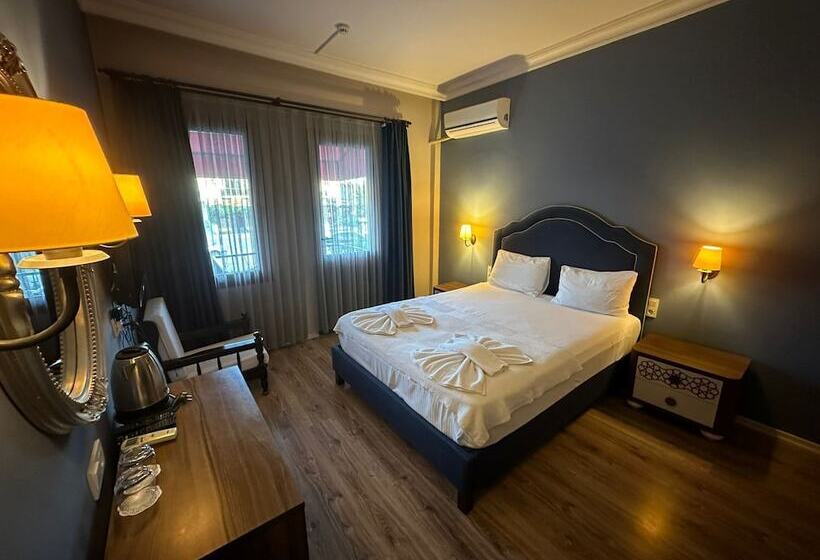 חדר משפחתי, Akkent Garden