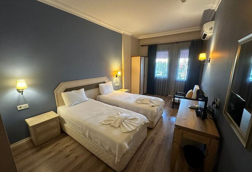 חדר משפחתי, Akkent Garden