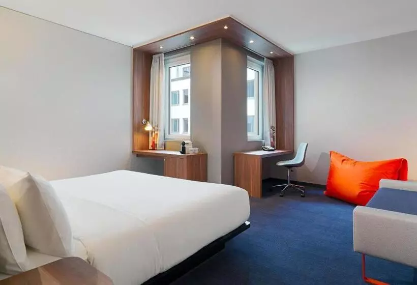 ペントハウスルーム, Aloft München