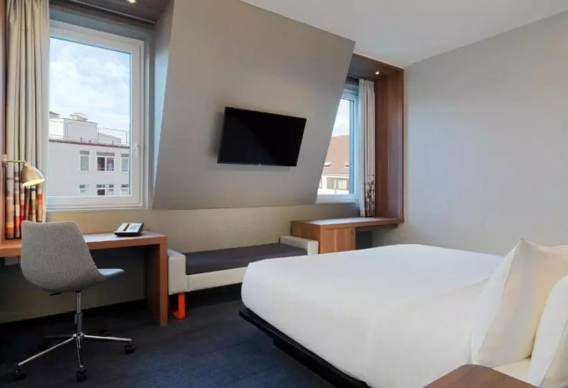 ペントハウスルーム, Aloft München