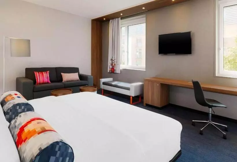 キングサイズベッドのスイートルーム, Aloft München