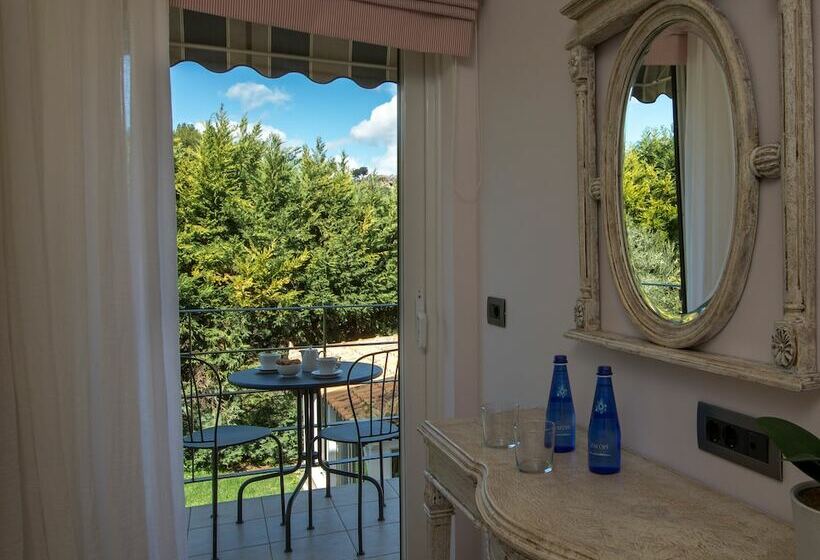 스탠다드 룸, Anthemion Suites And Villas