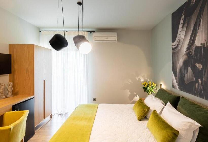 스탠다드 룸, Anthemion Suites And Villas