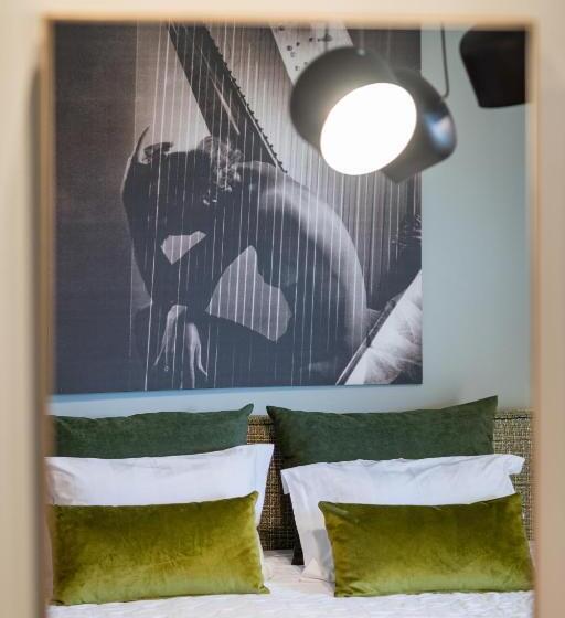 스탠다드 룸, Anthemion Suites And Villas