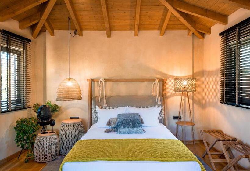 Люкс Премиум, Anthemion Suites And Villas