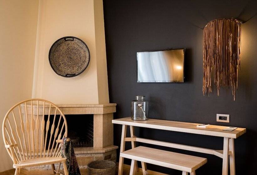 스위트, Anthemion Suites And Villas