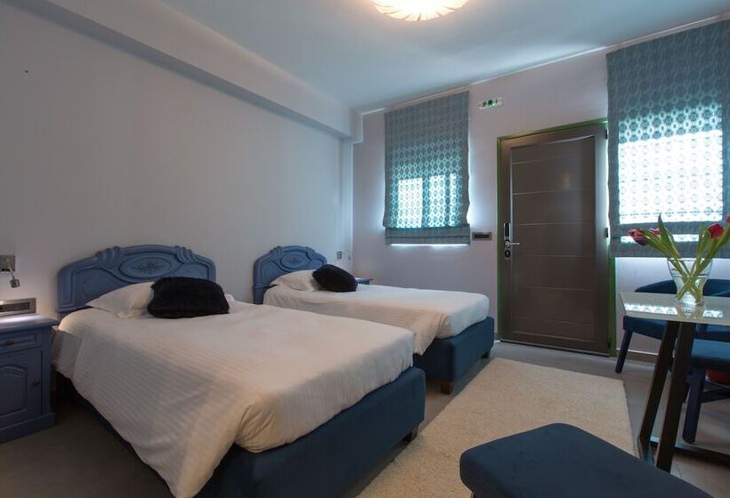 4인용 스탠다드 룸, Anthemion Suites And Villas