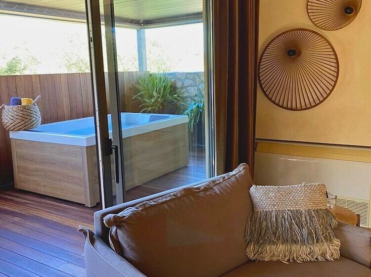 프리미엄 스위트, Anthemion Suites And Villas