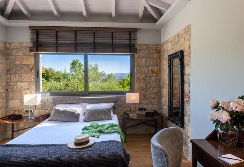 디럭스 자쿠지룸, Anthemion Suites And Villas