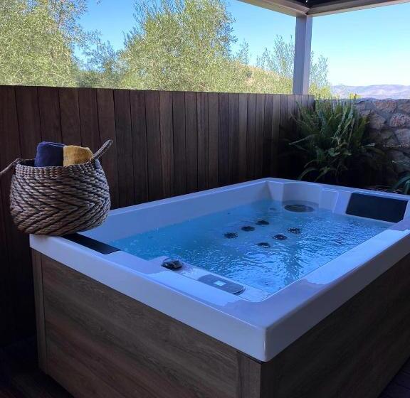 프리미엄 스위트, Anthemion Suites And Villas