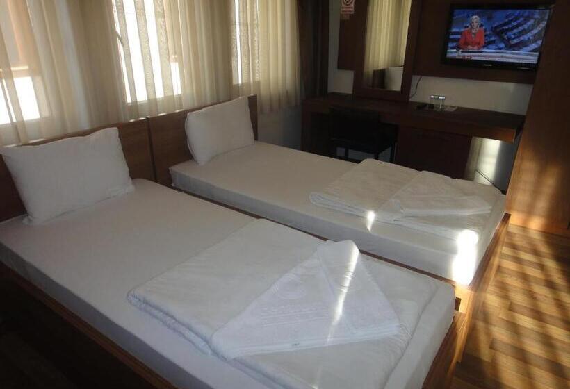 اتاق استاندارد با چشم‌انداز شهر, Centrum Prizren