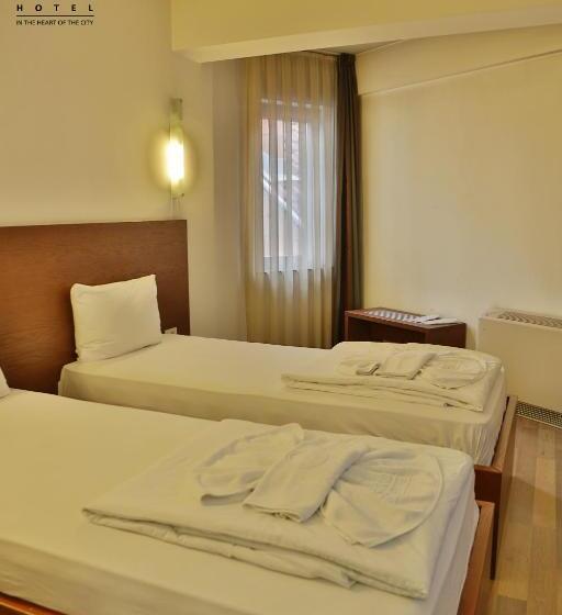 اتاق استاندارد با چشم‌انداز شهر, Centrum Prizren