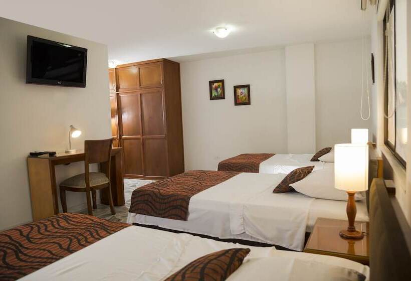 标准三人间, Flamingo Cali