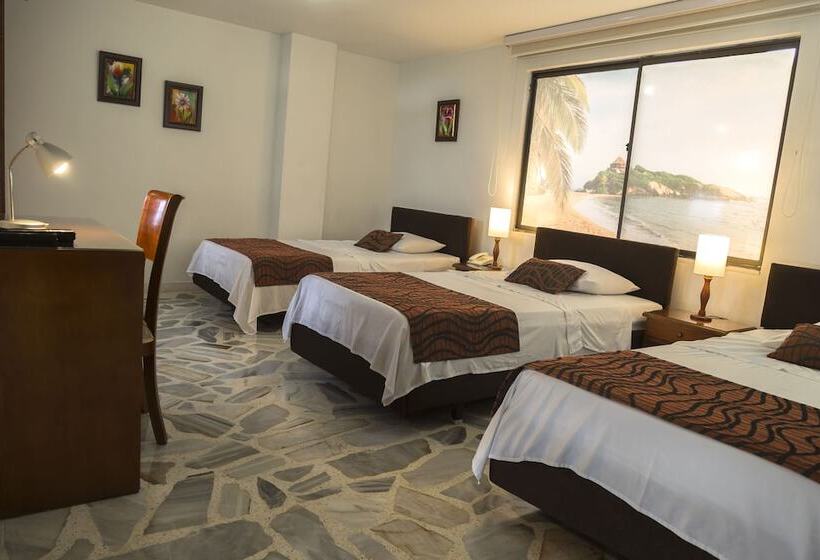 标准三人间, Flamingo Cali