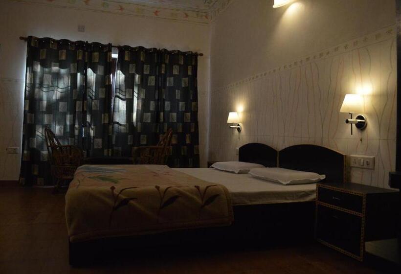 豪华房间, Hill Top Swiss Cottage