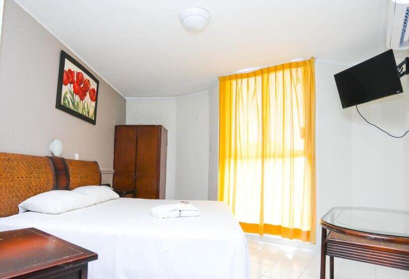 キングサイズベッドのスタンダードルーム, Parador