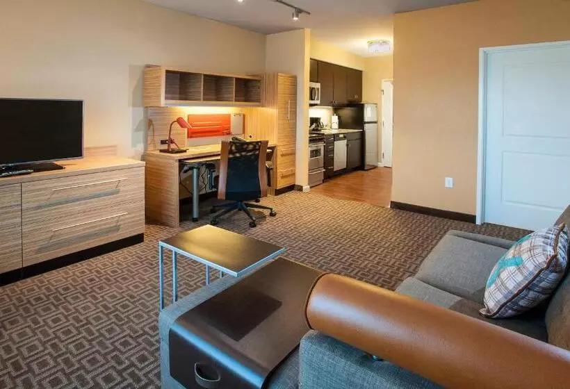 キングサイズベッドのスイートルーム, Towneplace Suites By Marriott Minneapolis Near Mall Of America