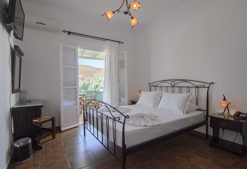 Family Suite, Yperia