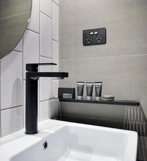 标准间, Cbd Motor Inn